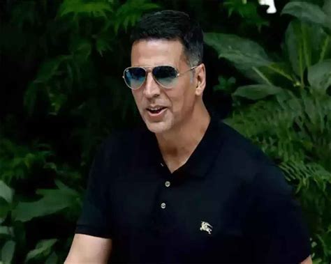 Housefull 4 (2019)akshay kumar , riteish deshmukh , bobby deol , kriti sanon , pooja hegde , kriti kharbanda , chunky pandey , johny lever. Would like to bring all 'Housefull' actors in one film ...