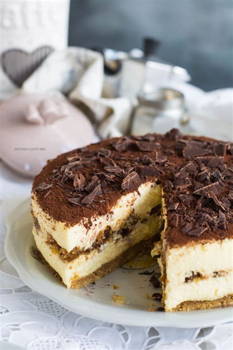 Come rendere ancora più buoni il cheesecake e il tiramisù? Tiramisù cheesecake | Ricetta | Cheesecake al tiramisù ...
