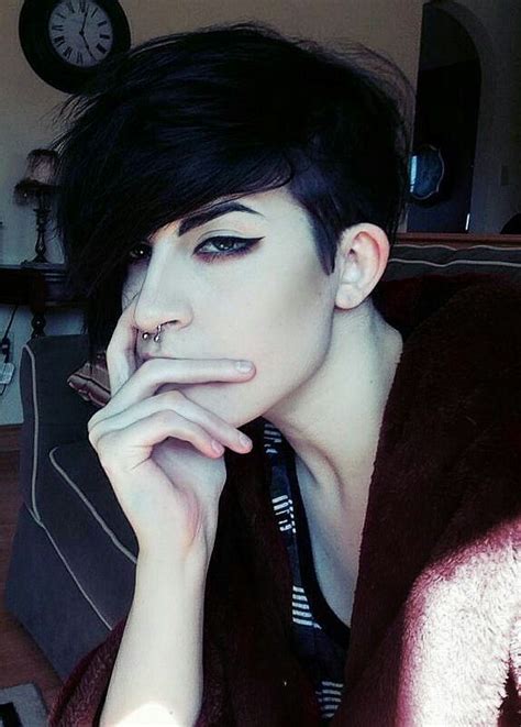 Pin By Nuria Díaz On Punk Cute Emo Guys Emo People Emo Makeup