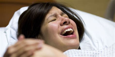 18 Moms Describe What Giving Birth Really Feels Like