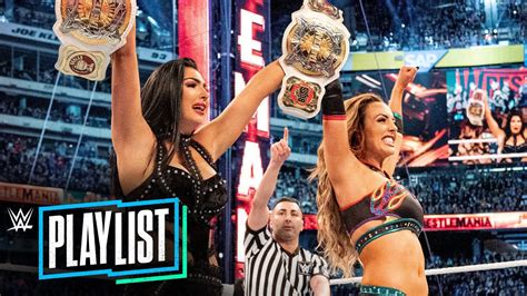 The Iiconics Defining Tag Team Moments Wwe Playlist Xxcoll