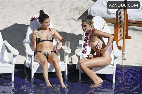 Shanina Shaik Hot In A Bikini As She Celebrates Wag S Star Nicole