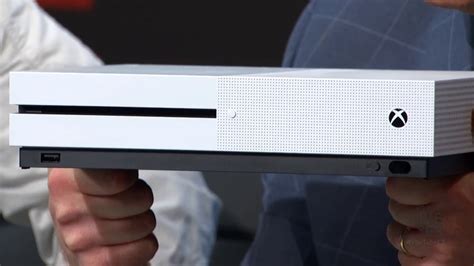 Xbox One S Beauty Shots Of The Slimmer Better Xbox Polygon