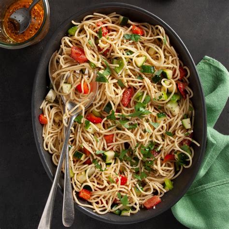 Place the spaghetti in a large bowl and add the cucumber, red and green bell pepper, cherry tomatoes, red onion and olives. Italian Spaghetti Salad Recipe | Recipe | Italian ...
