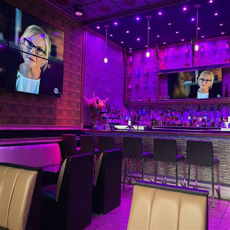 10 Best Penthouse Venues & Suites for Rent in Falls Church, VA | Peerspace