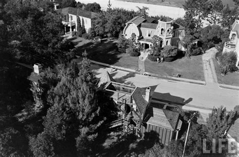 1313 Mockingbird Lane The Home Of Tvs The Munsters Universal