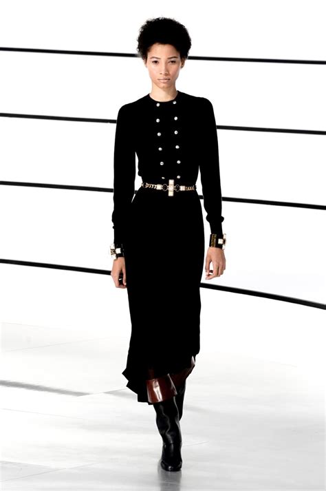 Chanel Fallwinter 2020 Paris Fashion Week Stage Outfits Fashion