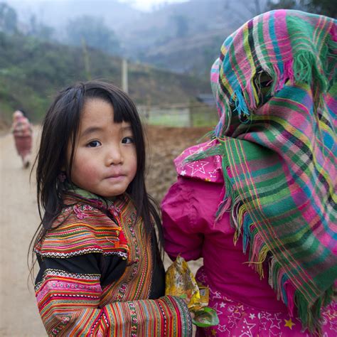 Young Flower Hmong Girls, Sapa, Vietnam | So shy, even with … | Flickr