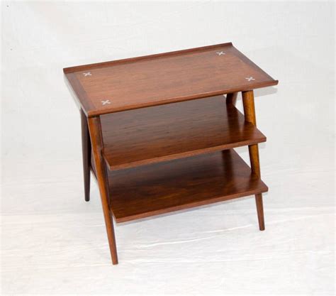 Mid Century American Of Martinsville Magazine End Table At 1stdibs