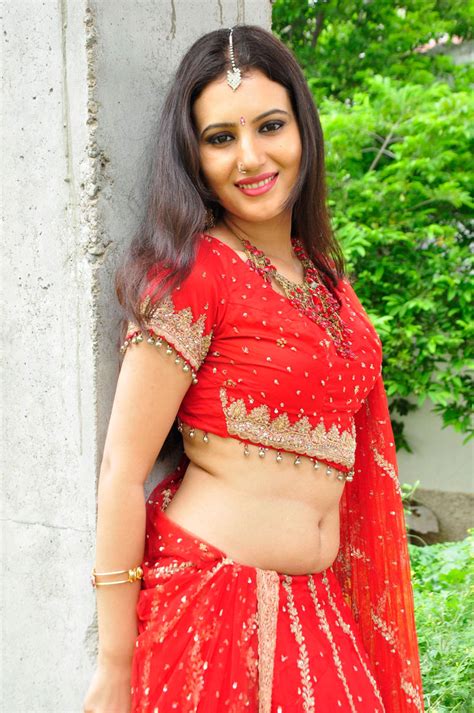 Available for free, for pc windows, forever. Anu Smrithi in red hot navel show photoshoot gorgeous pics ...