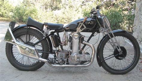 Kbb.com has the bmw values and pricing you're looking for from 1996 to 2020. 1930 AJS R7 Classic Motorcycle Pictures