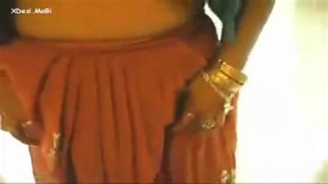 Tamil Aunty Saree Stripe By Xdesi Mobi Uporn