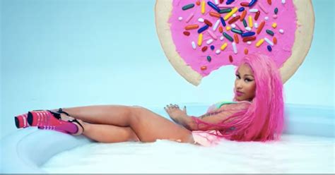 Nicki Minajs Good Form Music Video Popsugar Entertainment
