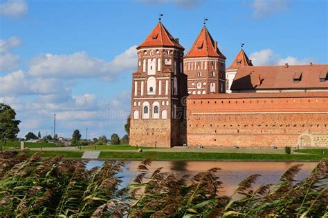 Mir Castle In Belarus Europe Stock Photo Image Of Sunlight Tourism