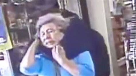 ruthless robbery suspect puts 76 year old woman in headlock latest news videos fox news