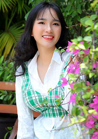 Free Asian Member Hoang Tham Sela From Ho Chi Minh City Yo Hair Color Black
