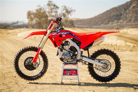 First Ride On The 2022 Honda Crf450r Refinements From 2021 Model