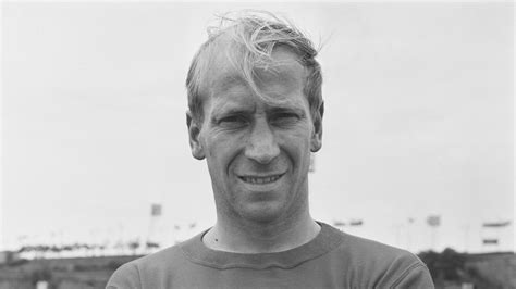 Sir Bobby Charlton England 1966 World Cup Hero And Manchester United Legend Has Dementia Fa