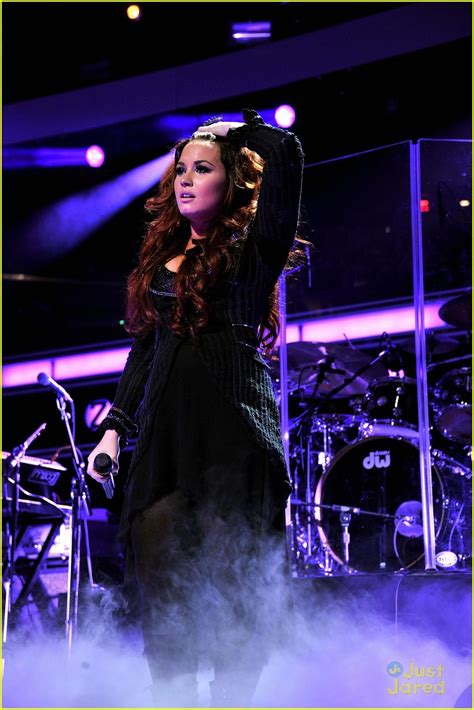 Demi Lovato Z100 Jingle Ball Performer Photo 451617 Photo Gallery