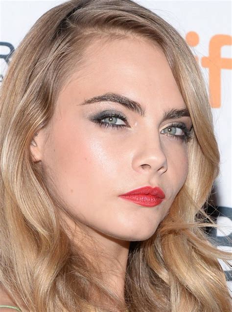 6,358,281 likes · 37,589 talking about this. Cara Delevingne's Red Lips and Smoky Eyes Will Mesmerize ...
