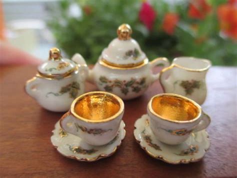 Nancy Duden Christmas tea set. | Eat, Mini things, Sugar ...