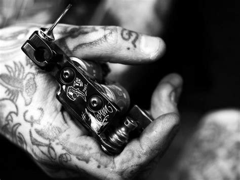 Complete tattoo pen kit javelin cartridge machine needle advanced set gun 20 ink. 30 Different Popular Kinds of Tattoo Guns for Artists (2019)
