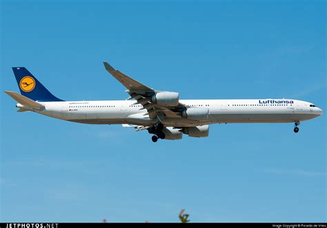 D Aiha Airbus A340 642 Lufthansa Ricardo De Vries Jetphotos