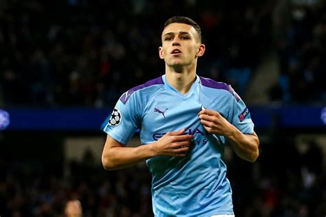 Everyone knows foden and mount already belong among the best young players in europe, not just england. Phil Foden needs to be given chance, like Greenwood ...