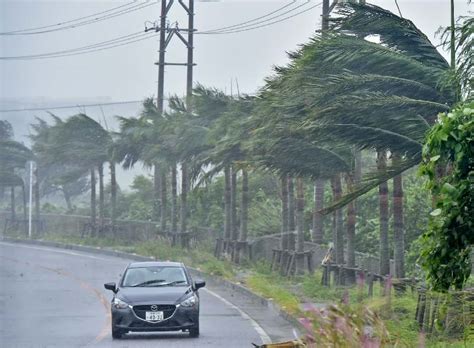 /okinapa/ → /okinafa/ → /okinawa/. 台風8号が猛威 5人負傷、床下浸水も 沖縄各地で被害相次ぐ ...