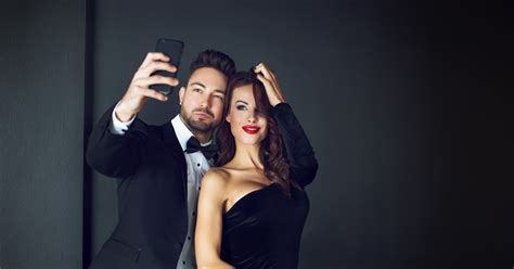 Super exclusive and known as the tinder for celebrities, raya is another app famous for their wait list. 10 Best Celebrity Dating Sites for Celebrities and Admirers