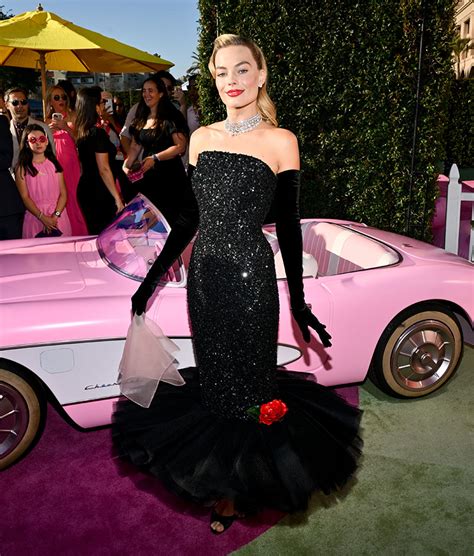 Margot Robbie Brings Drama To ‘barbie Los Angeles Premiere In Couture Wwd