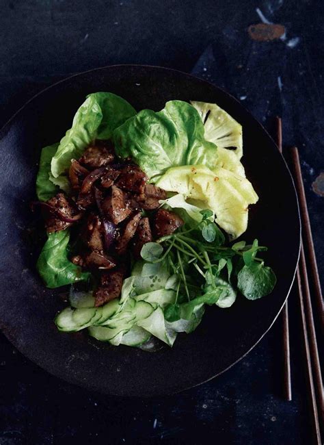 Nobu matsuhisa seared beef tenderloin with tangy, spicy red chile sauce and even spicier orange chile sauce is a nod to his days cooking in lima, peru. Shaking Beef with Black Pepper - The Happy Foodie | Recipe ...