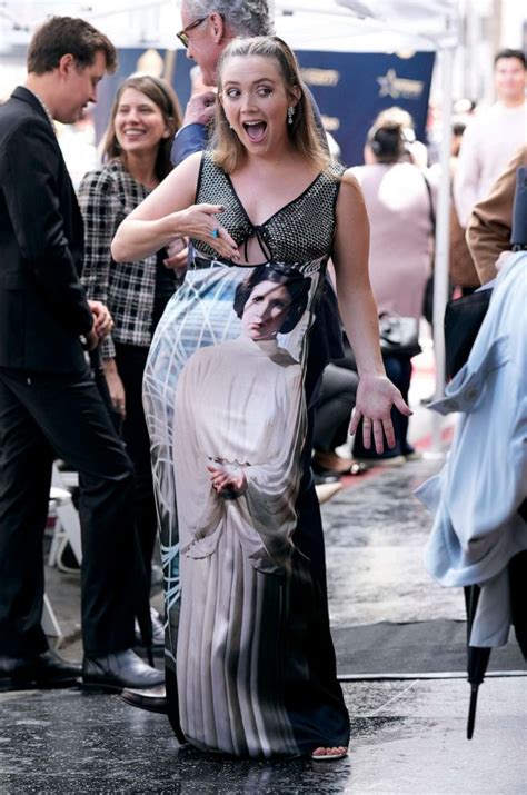 Billie Lourd Honors Mom Carrie Fisher At Hollywood Walk Of Fame