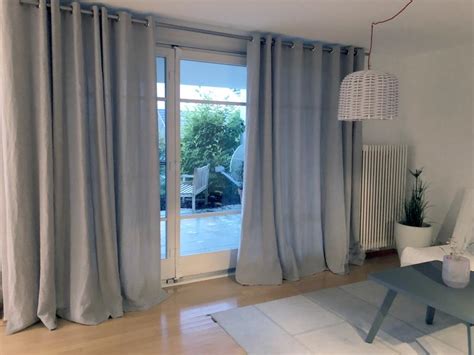 Ösenschals auf moderner Gardinenstange - veredelt Ihr Fenster