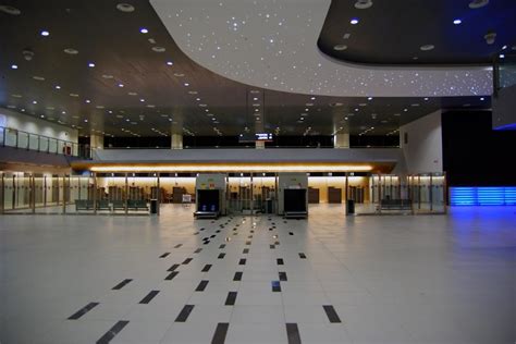 Malindo air klia, malaysia address : Pictures of Subang Skypark Terminal at the Sultan Abdul ...
