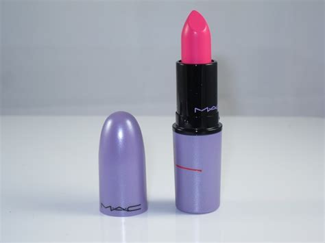 Mac Kelly Yum Yum Lipstick Review And Swatches Musings Of A Muse