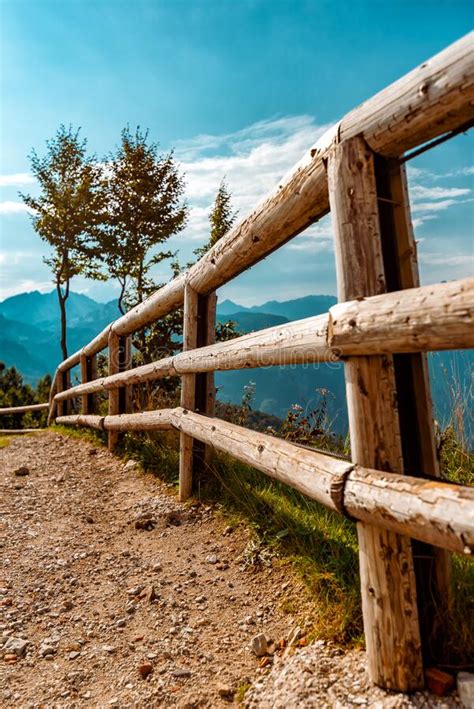 Whether you are looking for residential, agricultural, or commercial fence, we can install for you. Split Rail Fence Stock Photos - Download 1,257 Royalty Free Photos