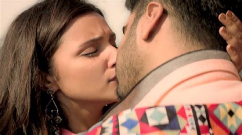 Parineeti Chopra Discloses The Better Kisser Between Sidharth Or Arjun
