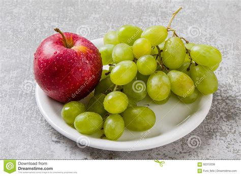 Apple With Grapes Stock Photo Image Of Grape Nature 92312036