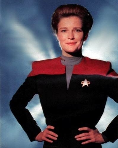 Captain Janeway Star Trek Women Photo 10917640 Fanpop