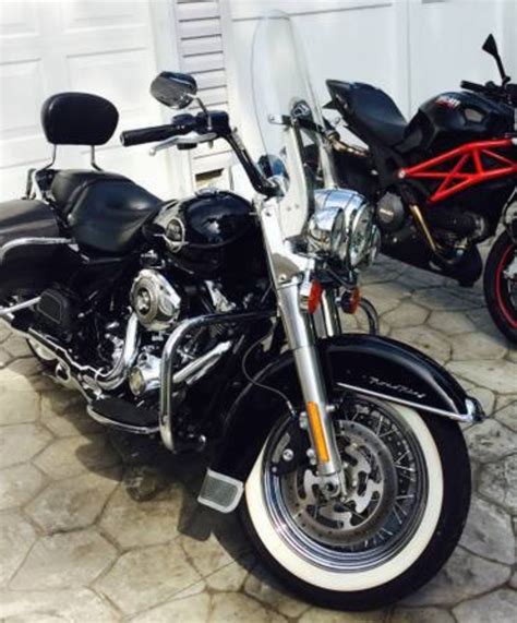 At least they all come with the se compensator now, which i added to mine at 15k miles. 2010 Harley-Davidson® FLHRC Road King® Classic (Black ...