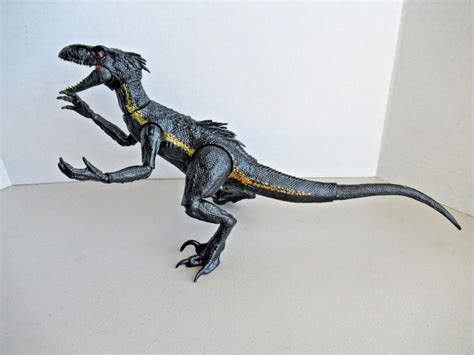 Jurassic World Indoraptor Mattel Action Figure Black Gold Posable Dinosaur 16 International