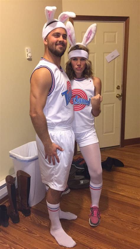 Couples Halloween Costume Spacejam Tune Squad Bugs And