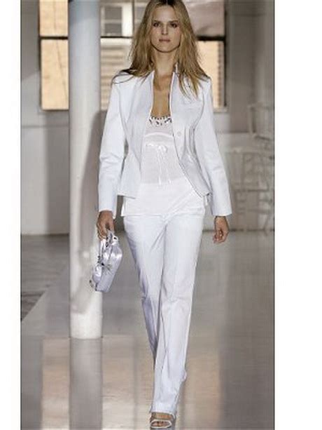 Le tailleur vous accompagne à chaque occasion. Tailleur femme mariage