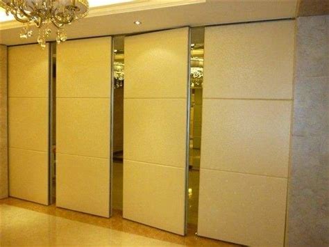 Aluminum Frame Operable Wooden Interior Folding Partition Walls For