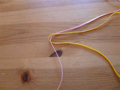 How to start a lanyard with three strings. make52: Project 25: Four-Strand Lanyard