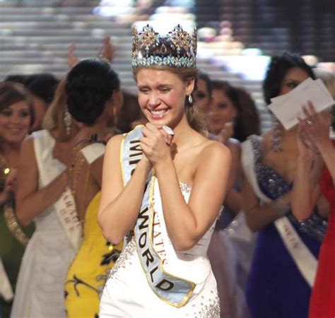 Soft Spoken 18 Year Old American Wins Miss World