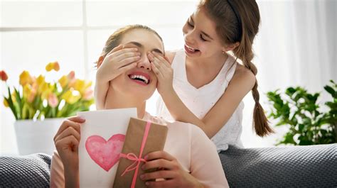 Mother's day this year falls on sunday may 9 in the us, so now's the time to get thinking about what you want to gift the special lady in your life. Homemade Mother's Day Gifts And Ideas | DIY Projects