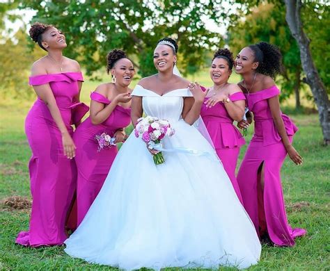 How To Wear African Bridesmaid Dresses In 2021 African Bridesmaids African Bridesmaid