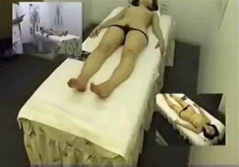 Эротический массаж азиатке скрытая камера Подглядывание Скрытая